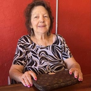 Meet your Posher, Dolores